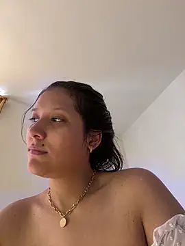 IsabellaJoness  online show from 15, 12, 2025