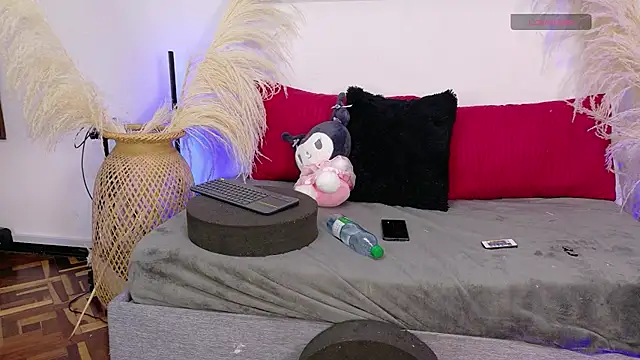 Zafira  online show from 24, 2, 2026