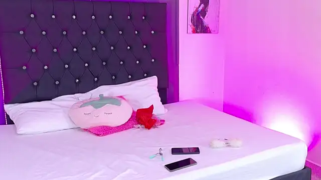 Kataaleya  12 online show from 13, 11, 2025