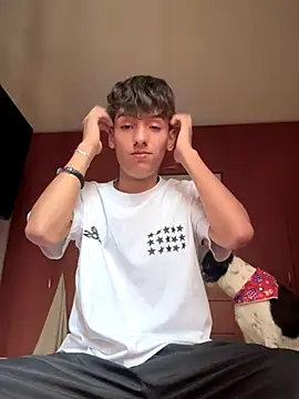 Snapshot of _Kinky69_ chatting on 7, 10, 2025 Kinky69 online show from 7, 10, 2025