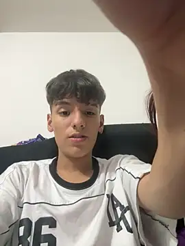 Snapshot of _Kinky69_ chatting on 9, 11, 2025 Kinky69 online show from 9, 11, 2025