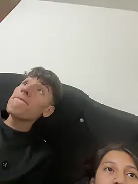 Snapshot of _Kinky69_ chatting on 12, 11, 2025 Kinky69 online show from 12, 11, 2025