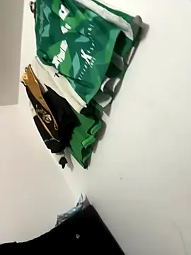 Snapshot of _Kinky69_ chatting on 19, 11, 2025 Kinky69 online show from 19, 11, 2025