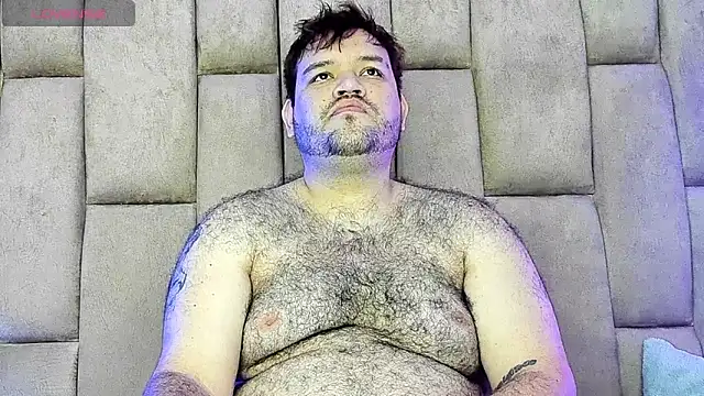 Snapshot of big_bearr chatting on 2, 5, 2026 big bearr online show from 2, 5, 2026