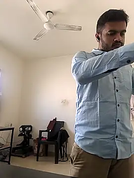 Snapshot of SilentTerr chatting on 20, 12, 2025 SilentTerr online show from 20, 12, 2025