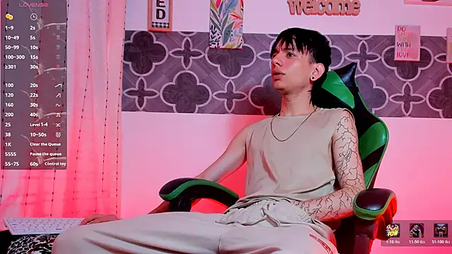 Snapshot of Skinny_batman chatting on 9, 1, 2026 Skinny batman online show from 9, 1, 2026