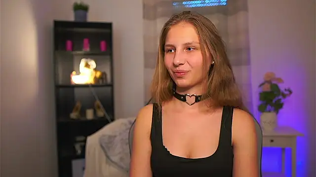 Snapshot of emmie_murray chatting on 2, 5, 2026 emmie murray online show from 2, 5, 2026
