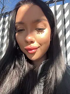 kiss Lissa online show from 1, 3, 2026