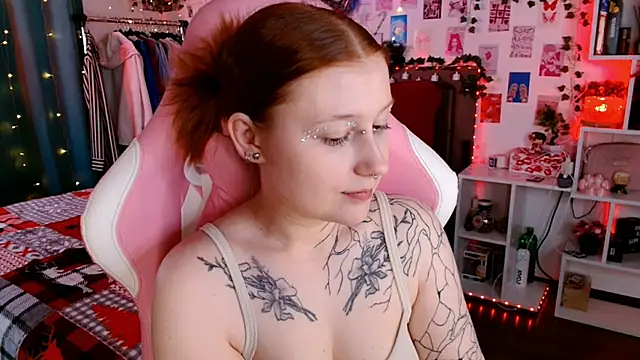 Ayla Hicks online show from 29, 11, 2025