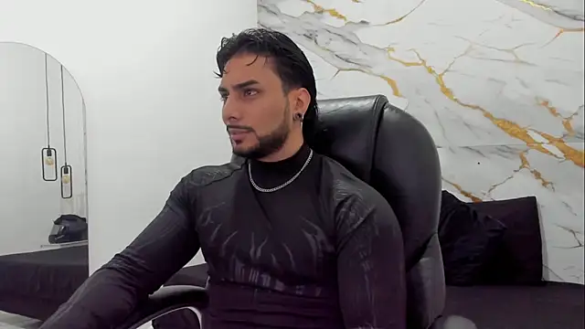 Snapshot of Miike_Stone1 chatting on 15, 1, 2026 Miike Stone1 online show from 15, 1, 2026