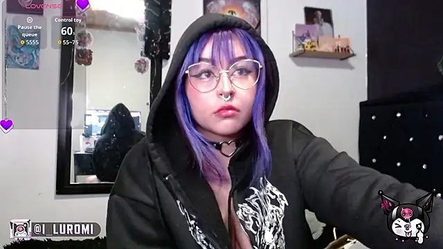 Snapshot of Iluromi chatting on 3, 2, 2026 Iluromi online show from 3, 2, 2026