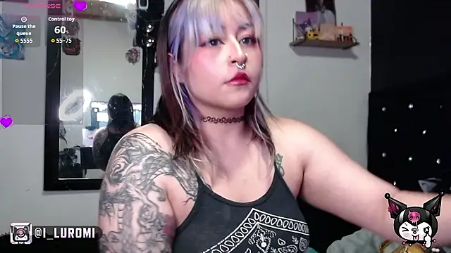 Snapshot of Iluromi chatting on 2, 3, 2026 Iluromi online show from 2, 3, 2026