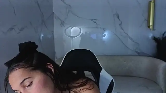 Snapshot of Saraah_Tx chatting on 30, 11, 2025 Saraah Tx online show from 30, 11, 2025