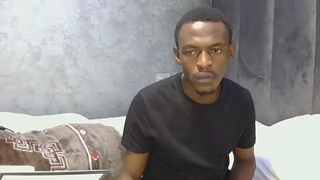 Snapshot of MthondoWeBananaX2 chatting on 5, 11, 2025 MthondoWeBananaX2 online show from 5, 11, 2025