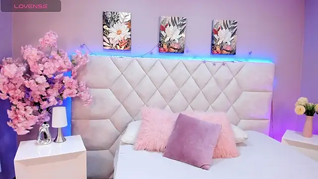 Snapshot of Charlotte_hall_ chatting on 3, 3, 2026 Charlotte hall online show from 3, 3, 2026