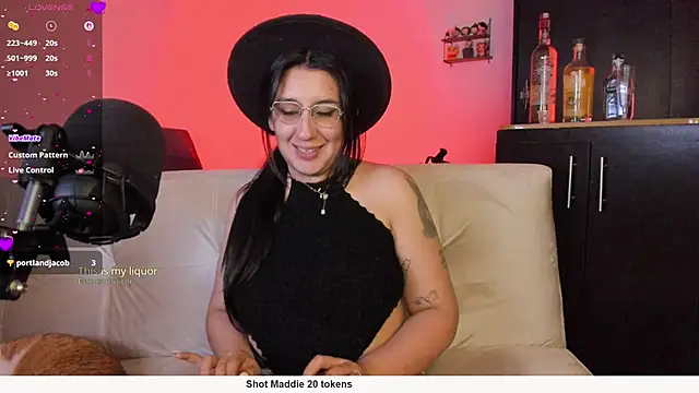 tellmemaddie online show from 7, 4, 2026