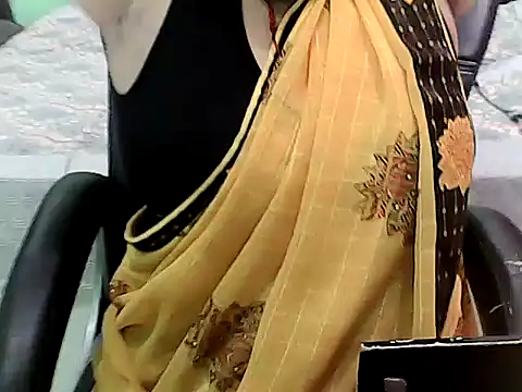 Snapshot of BABITA_KUMARII chatting on 14, 5, 2026 BABITA KUMARII online show from 14, 5, 2026