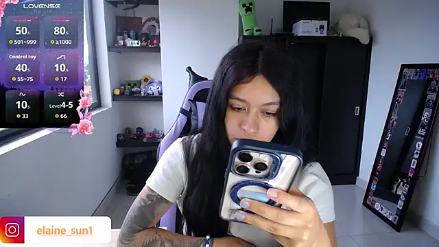 Snapshot of elaine_sun1 chatting on 29, 4, 2026 elaine sun1 online show from 29, 4, 2026