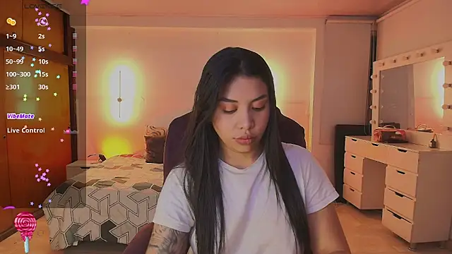 Snapshot of kloe28 chatting on 15, 6, 2026 kloe28 online show from 15, 6, 2026