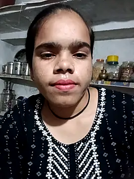 Snapshot of Ok_pooja chatting on 25, 9, 2025 Ok pooja online show from 25, 9, 2025