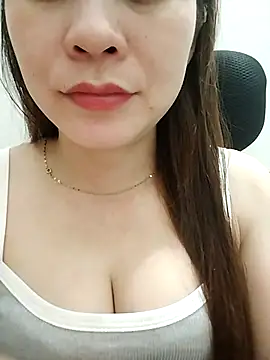 Snapshot of Girl_Shy2000 chatting on 15, 10, 2025 Girl Shy2000 online show from 15, 10, 2025