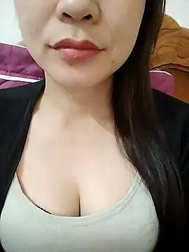 Snapshot of Girl_Shy2000 chatting on 11, 11, 2025 Girl Shy2000 online show from 11, 11, 2025