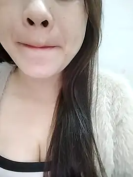 Snapshot of Girl_Shy2000 chatting on 26, 11, 2025 Girl Shy2000 online show from 26, 11, 2025