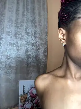 Caramel102004 online show from 17, 11, 2025