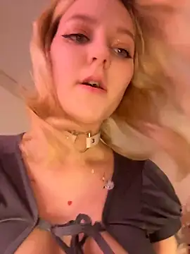 Crystal Neko online show from 30, 11, 2025