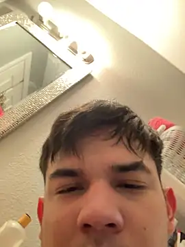 Snapshot of Moisesjrtapia chatting on 21, 11, 2025 Moisesjrtapia online show from 21, 11, 2025