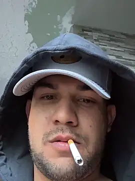 Snapshot of Moisesjrtapia chatting on 28, 11, 2025 Moisesjrtapia online show from 28, 11, 2025