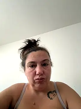 Snapshot of Eleanorxx chatting on 27, 10, 2025 Eleanorxx online show from 27, 10, 2025