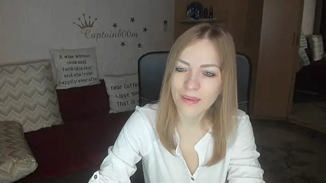 Tiffany Bates online show from 6, 11, 2025