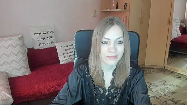 Tiffany Bates online show from 16, 3, 2026