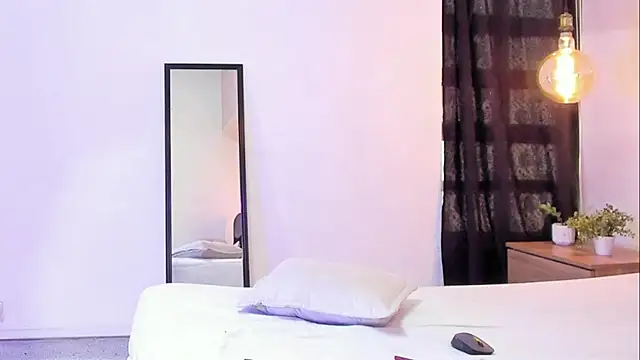 Snapshot of KelaniSilva chatting on 18, 4, 2026 KelaniSilva online show from 18, 4, 2026