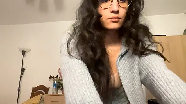 Snapshot of EvaJetty chatting on 4, 11, 2025 EvaJetty online show from 4, 11, 2025