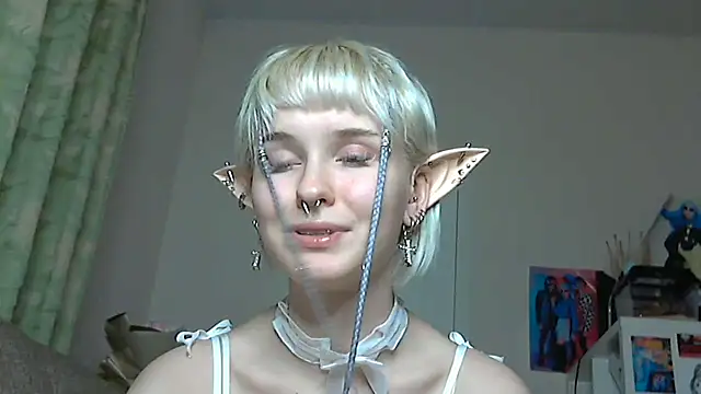 Paradoxy  online show from 19, 12, 2025