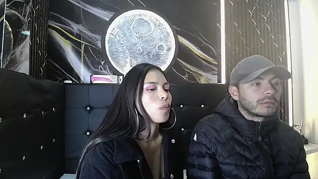 Snapshot of Fresh_and_Mei chatting on 17, 10, 2025 Fresh and Mei online show from 17, 10, 2025