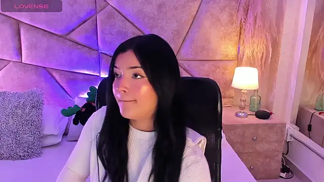 EmmaBlossom online show from 16, 11, 2025