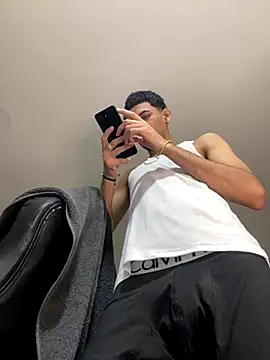 Pingasaboy20 online show from 16, 12, 2025