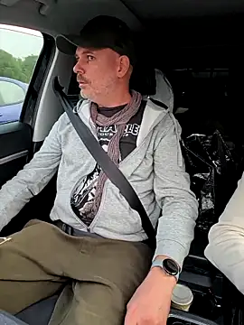 Snapshot of Young_Arab_and_Gay_Daddy chatting on 14, 11, 2025 Young Arab and Gay Daddy online show from 14, 11, 2025