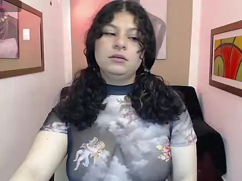 Snapshot of Fantassy_Loverss chatting on 7, 10, 2025 Fantassy Loverss online show from 7, 10, 2025