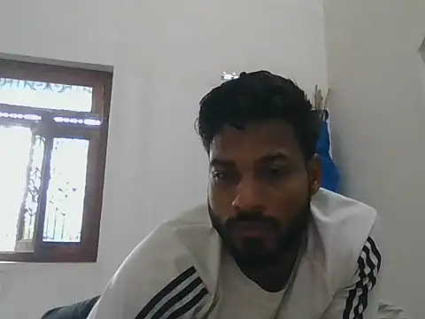 Raw12499 online show from 25, 10, 2025