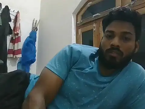 Raw12499 online show from 28, 10, 2025