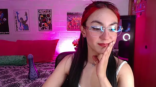 Amy66 online show from 5, 7, 2026
