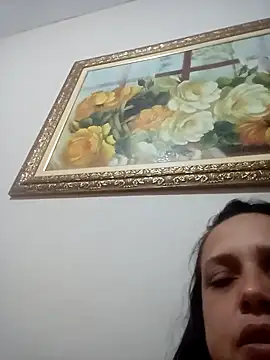 Crisribeiro online show from 15, 10, 2025