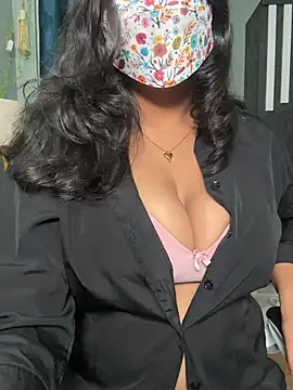 Snapshot of Lisa_afreen chatting on 1, 7, 2026 Lisa afreen online show from 1, 7, 2026