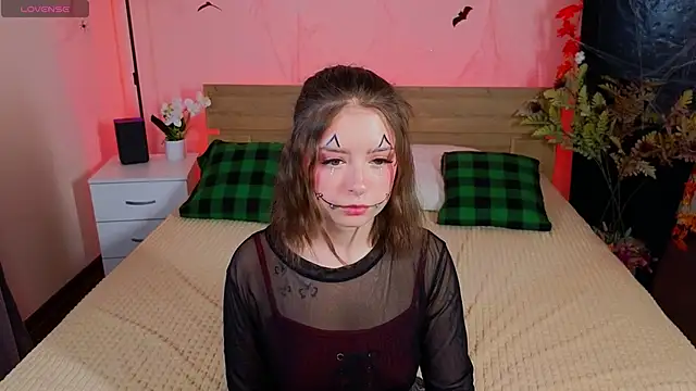  Amelia Shine  online show from 16, 10, 2025