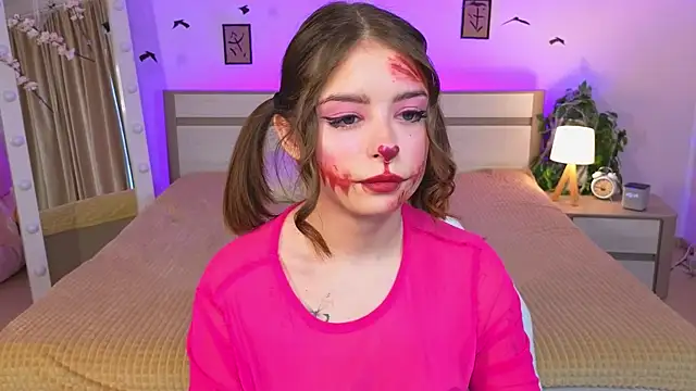  Amelia Shine  online show from 24, 10, 2025