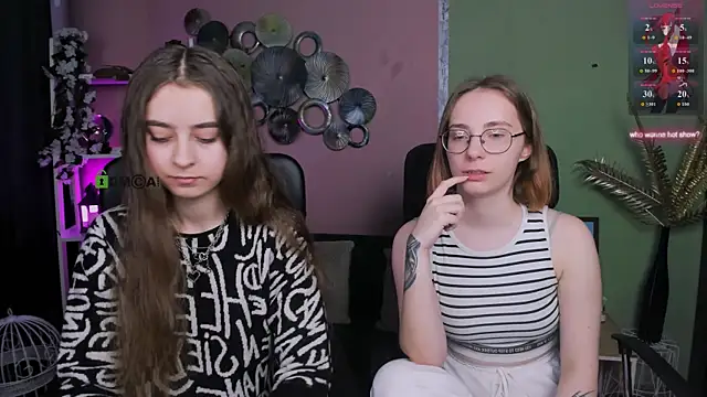 rebecca smile online show from 21, 12, 2025